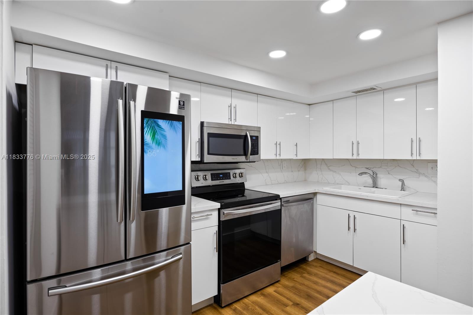 Property photo # 6