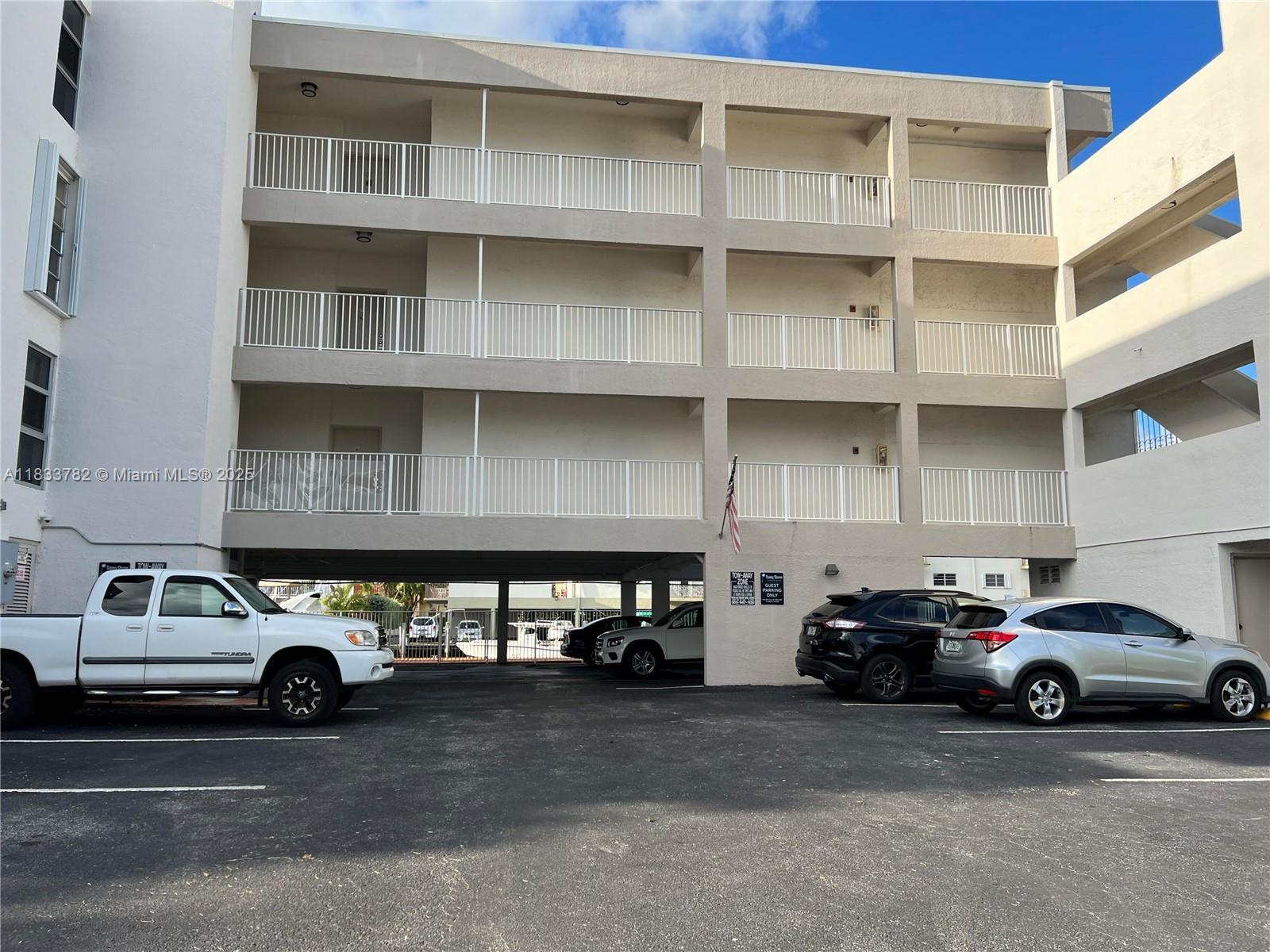3716 NE 168th St #303, North Miami Beach, Florida image 1