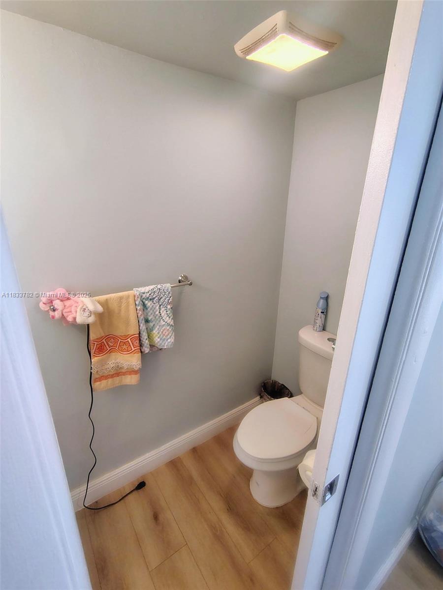 3716 NE 168th St #303, North Miami Beach, Florida image 12