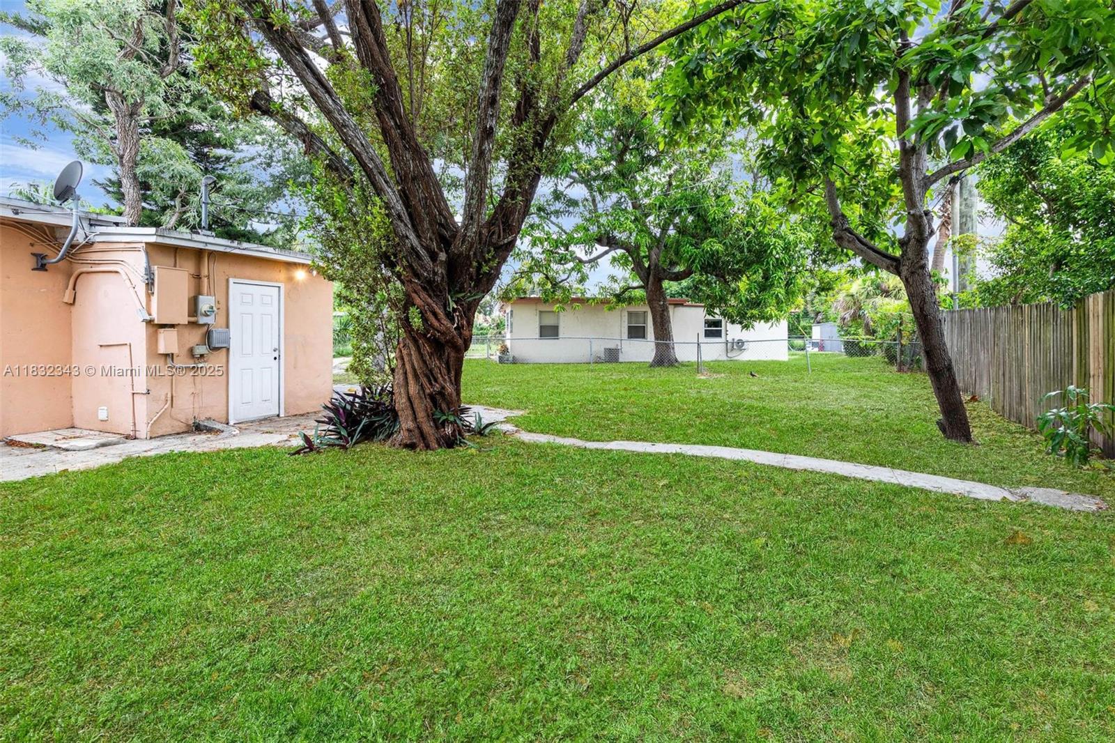 407 S 61st Ave, Hollywood, Florida image 29