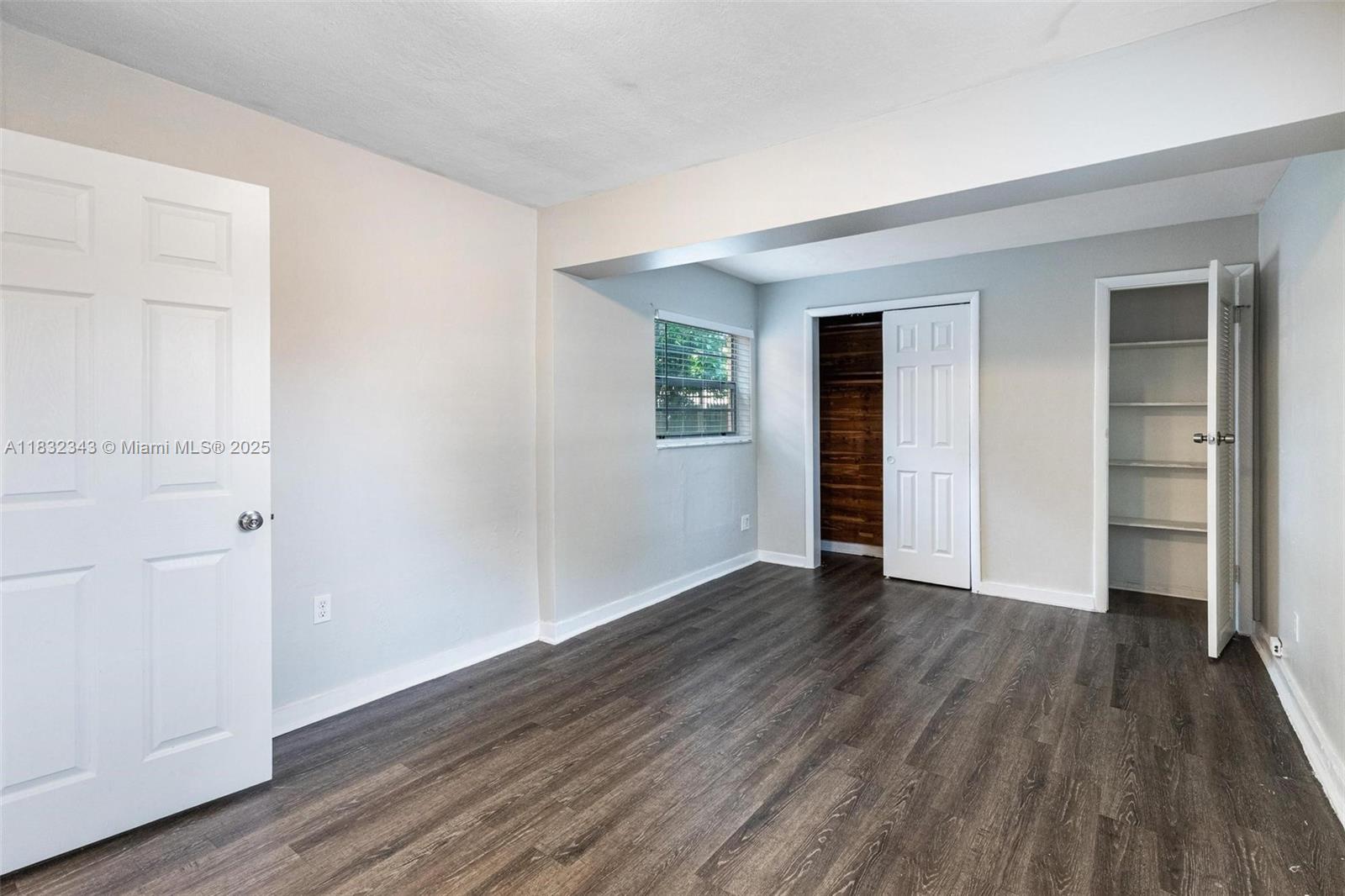 407 S 61st Ave, Hollywood, Florida image 8