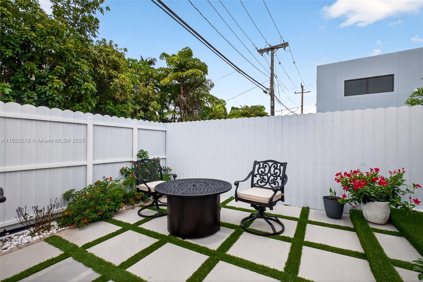 1148 NW 106th Ter #104, Pembroke Pines, Florida image 10