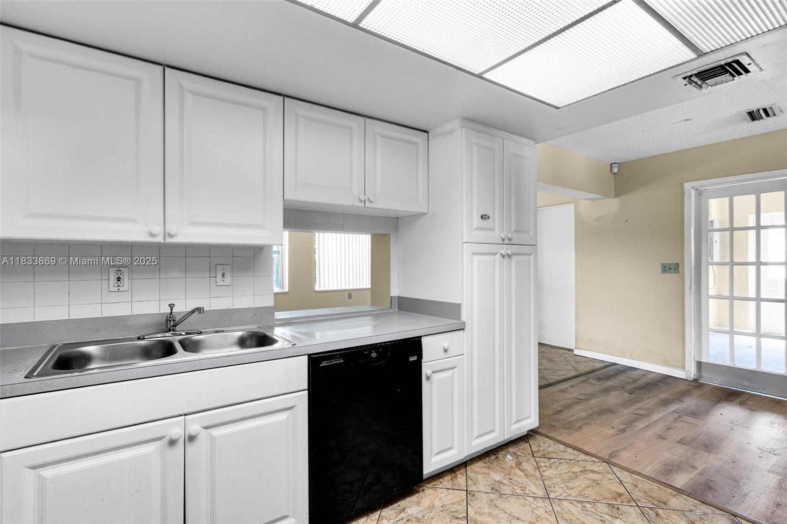 2727 Hypoluxo Rd, Boynton Beach, Florida image 12