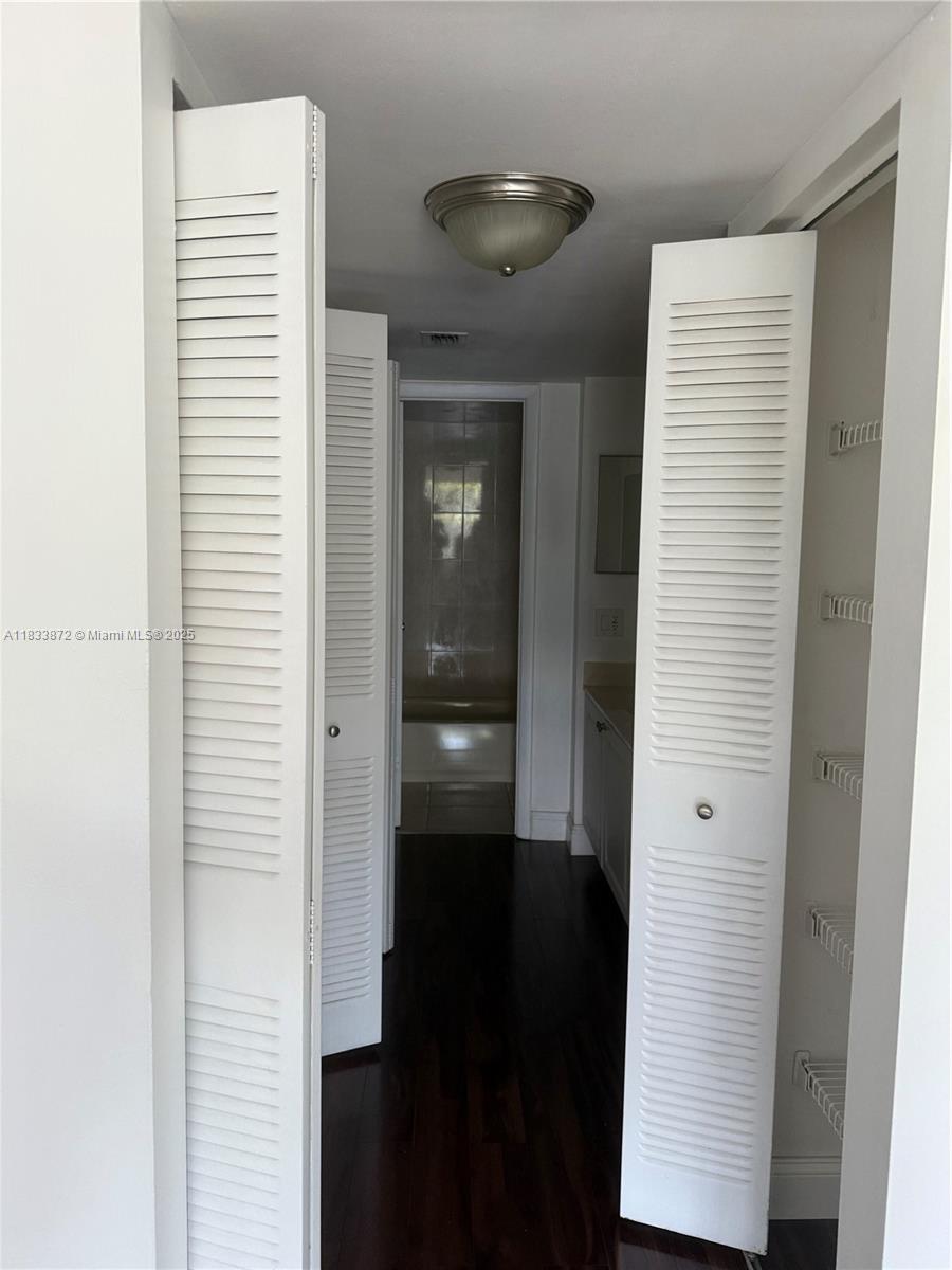 731 N Pine Island Rd #306, Plantation, Florida image 10