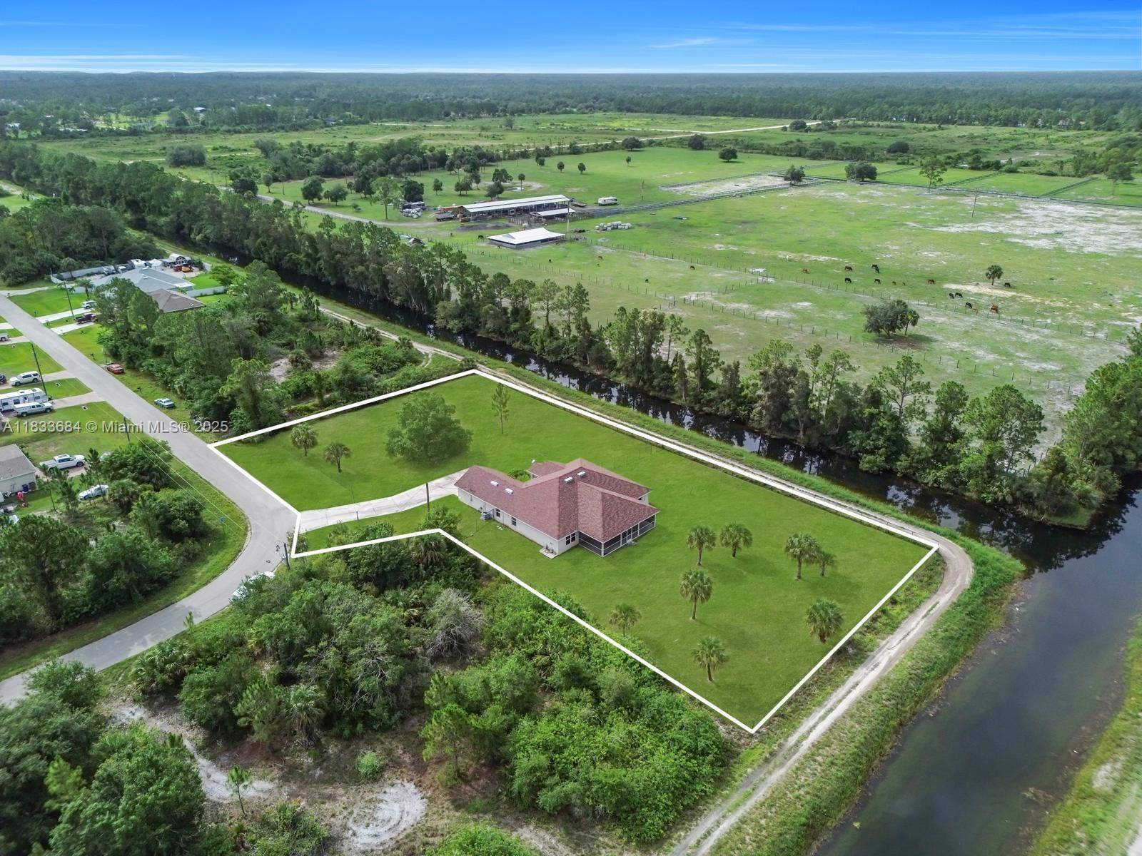 533 Willowbrook Dr, Lehigh Acres, Florida image 39