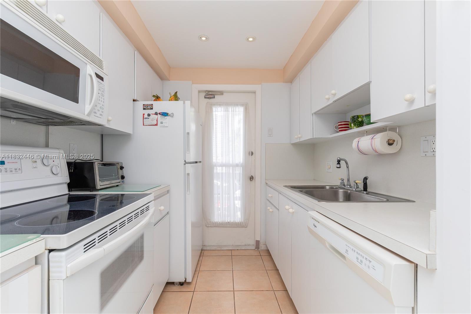 3135 S Ocean Dr #230, Hallandale Beach, Florida image 3