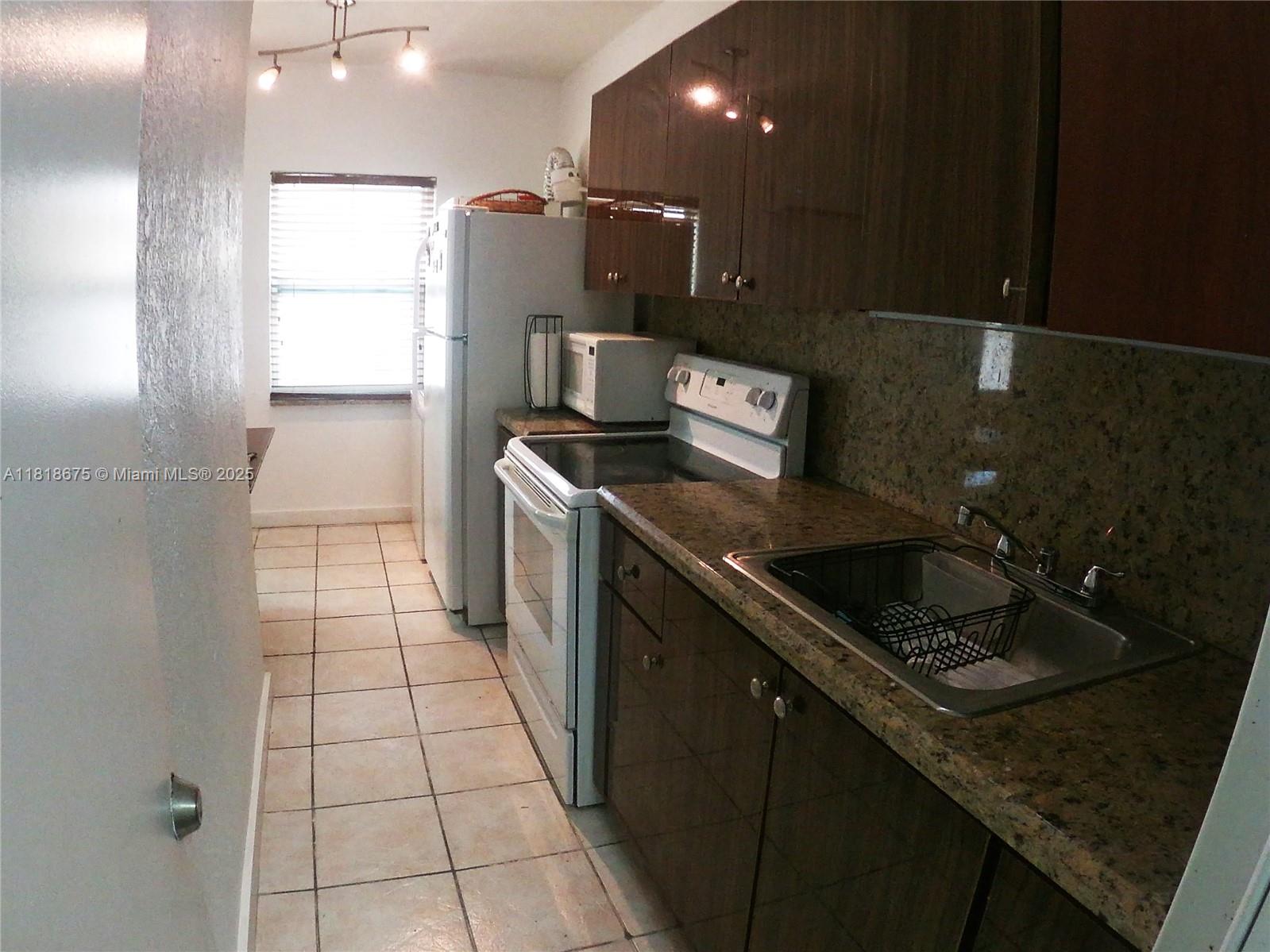 7920 Harding Ave #7, Miami Beach, Florida image 15