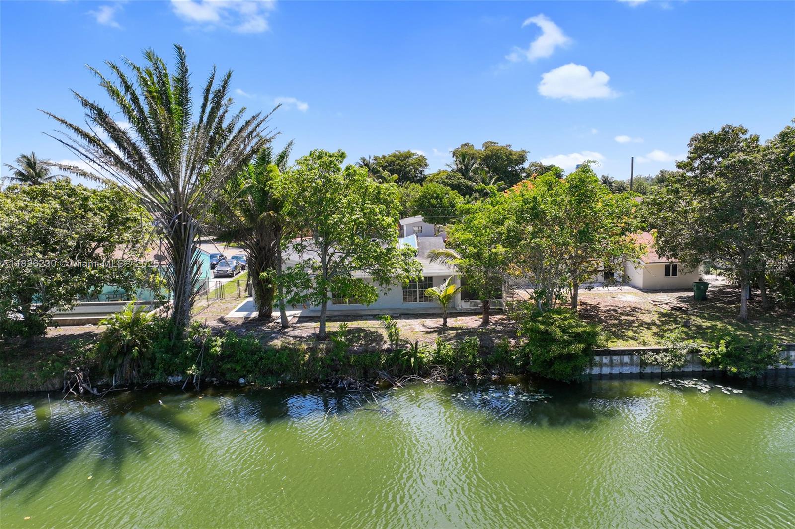 6737 SW 27th Ct, Miramar, Florida image 43