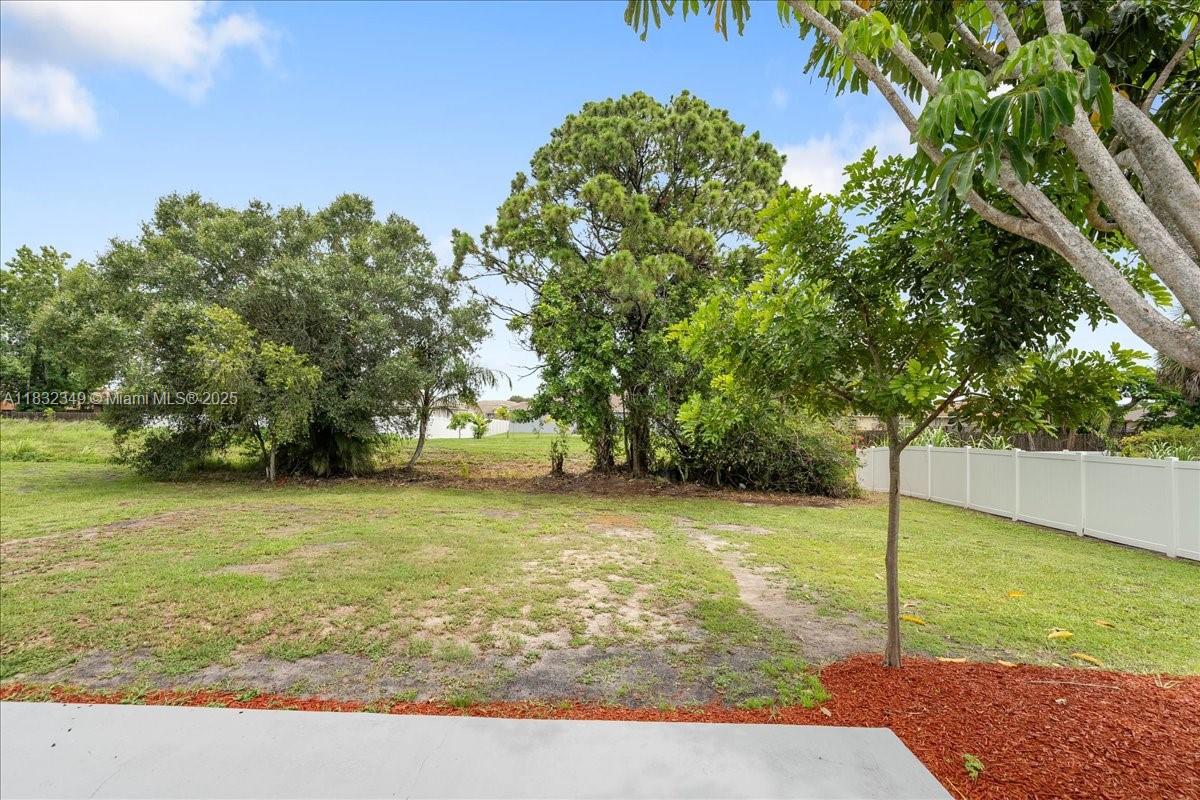 711 NW Riverside Dr, Port St. Lucie, Florida image 28