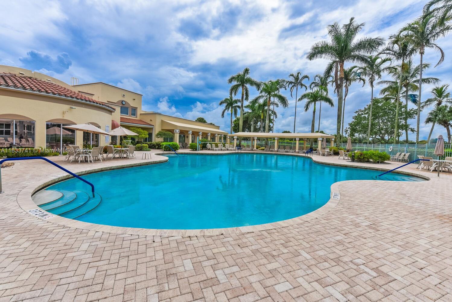 5570 Royal Lake Cir, Boynton Beach, Florida image 40