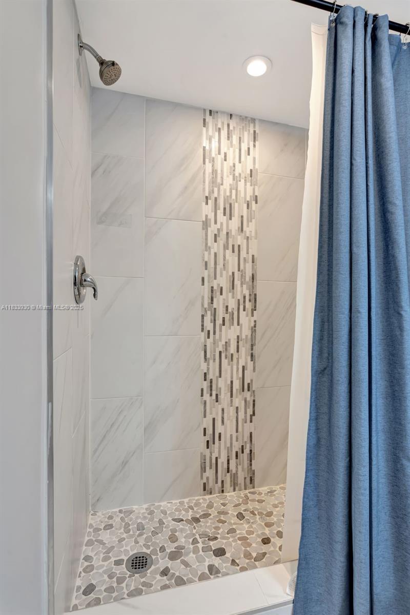 2401 NW 41st Ave #108, Lauderhill, Florida image 17
