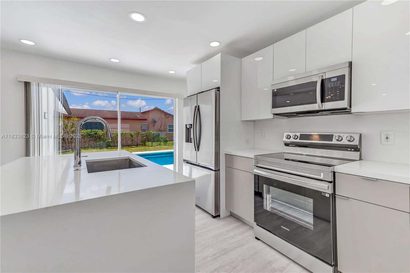 8550 NW 45th Ct, Lauderhill, Florida image 13