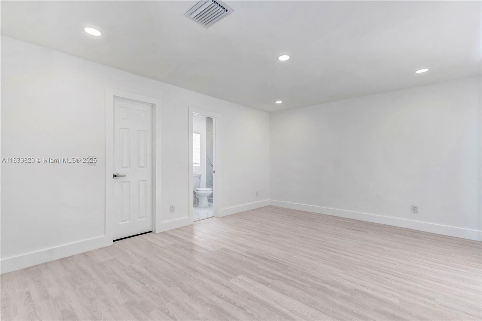 8550 NW 45th Ct, Lauderhill, Florida image 16