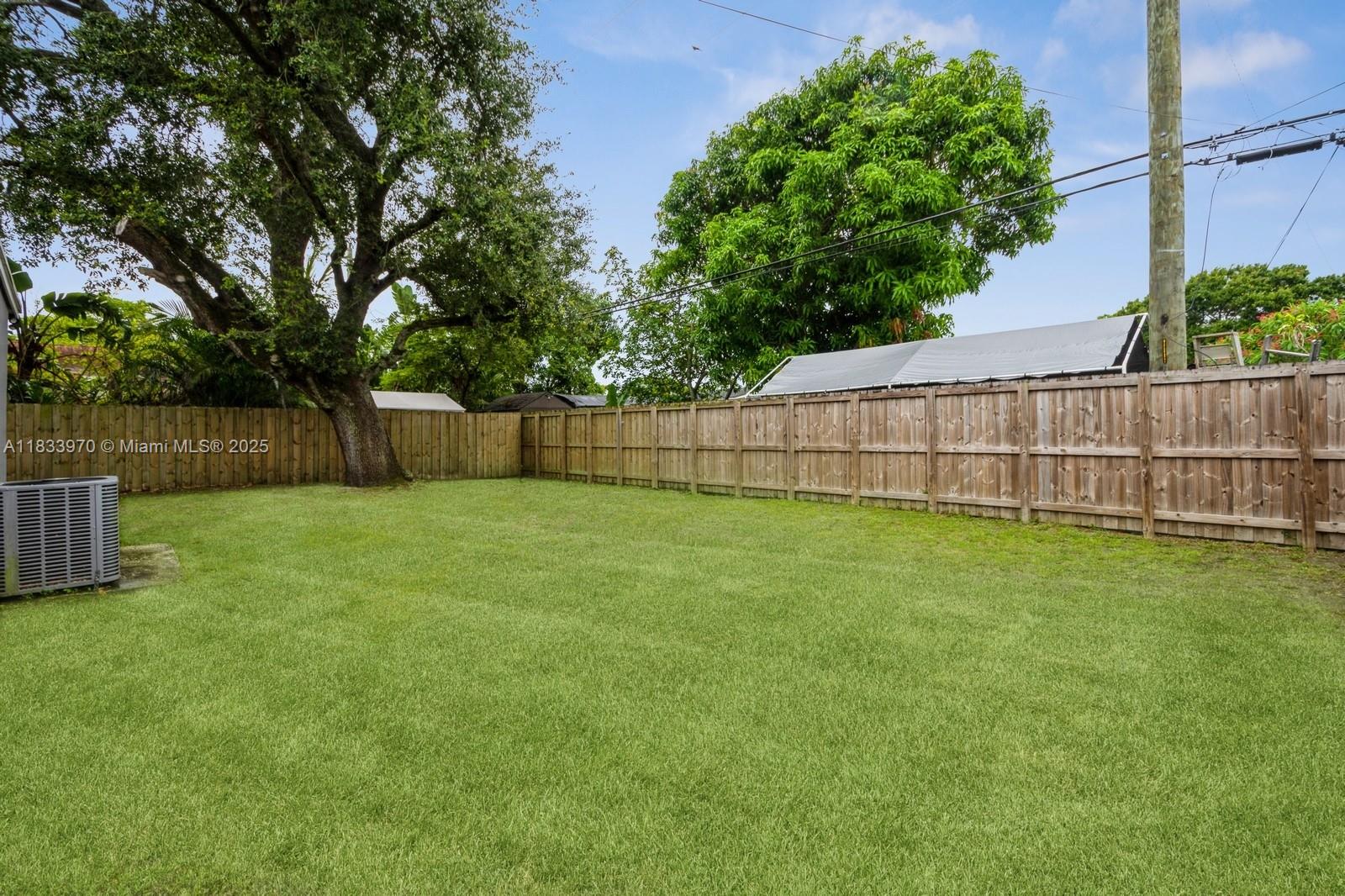 1530 N 69th Way, Hollywood, Florida image 31