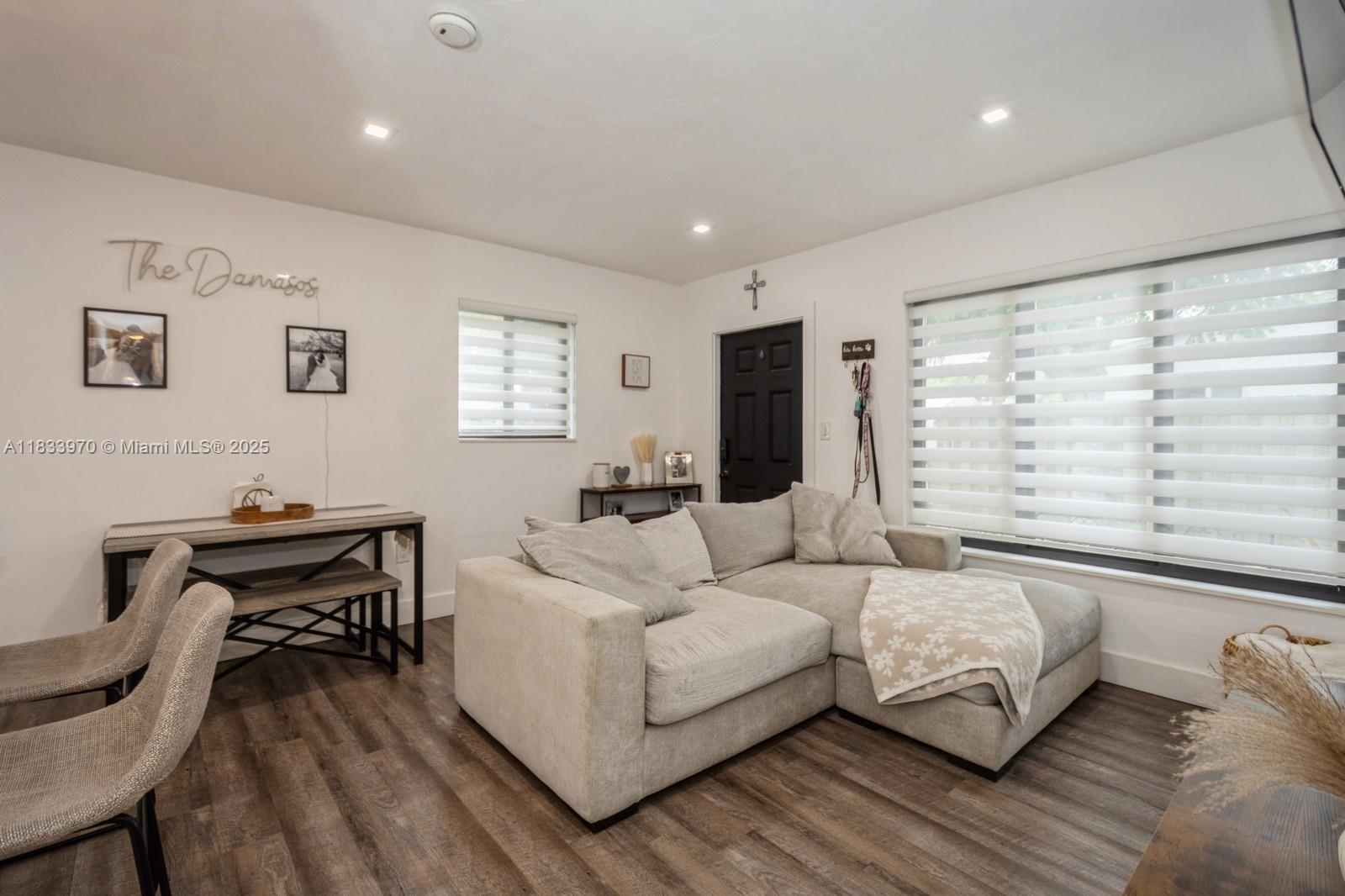 1530 N 69th Way, Hollywood, Florida image 5