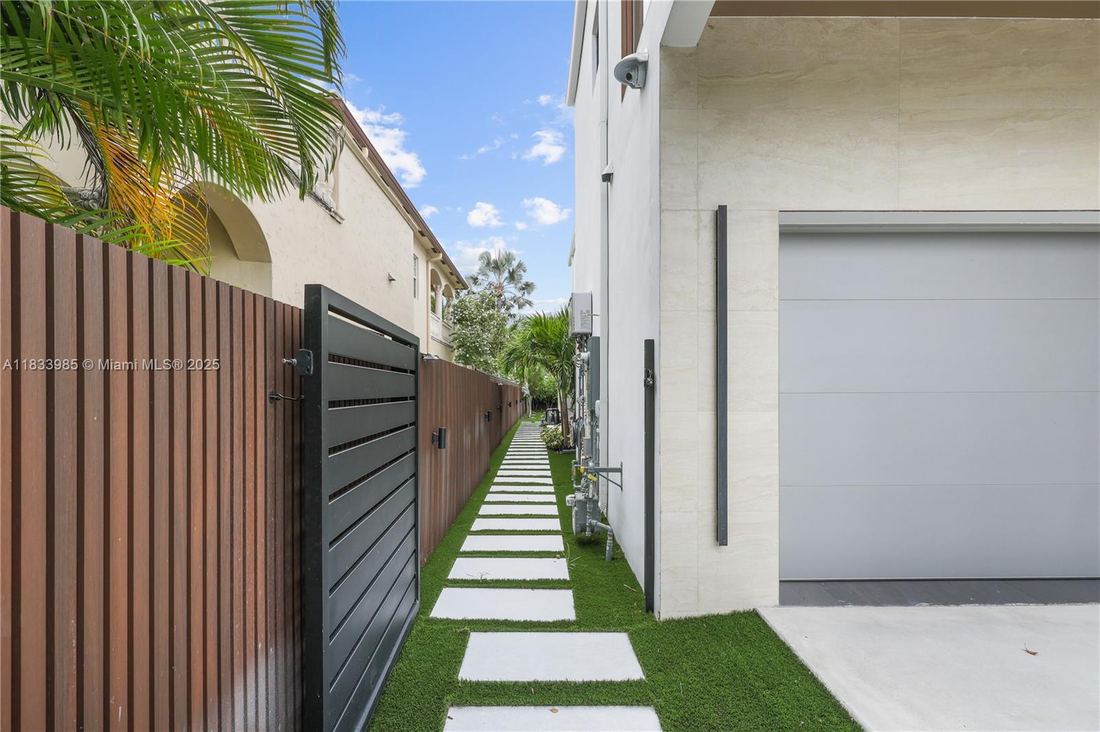 436 NE 10th Ave, Fort Lauderdale, Florida image 10