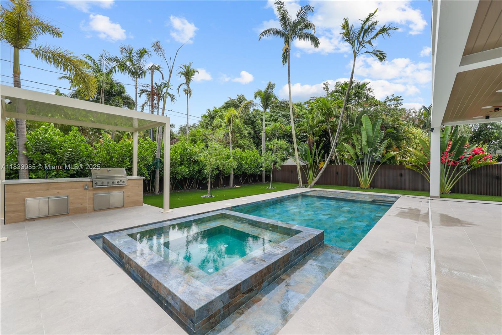 436 NE 10th Ave, Fort Lauderdale, Florida image 11
