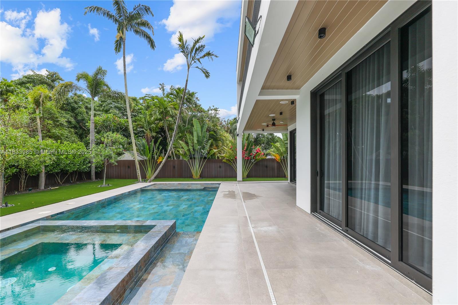 436 NE 10TH AVE, FORT LAUDERDALE, FL 33301  Photo 12
