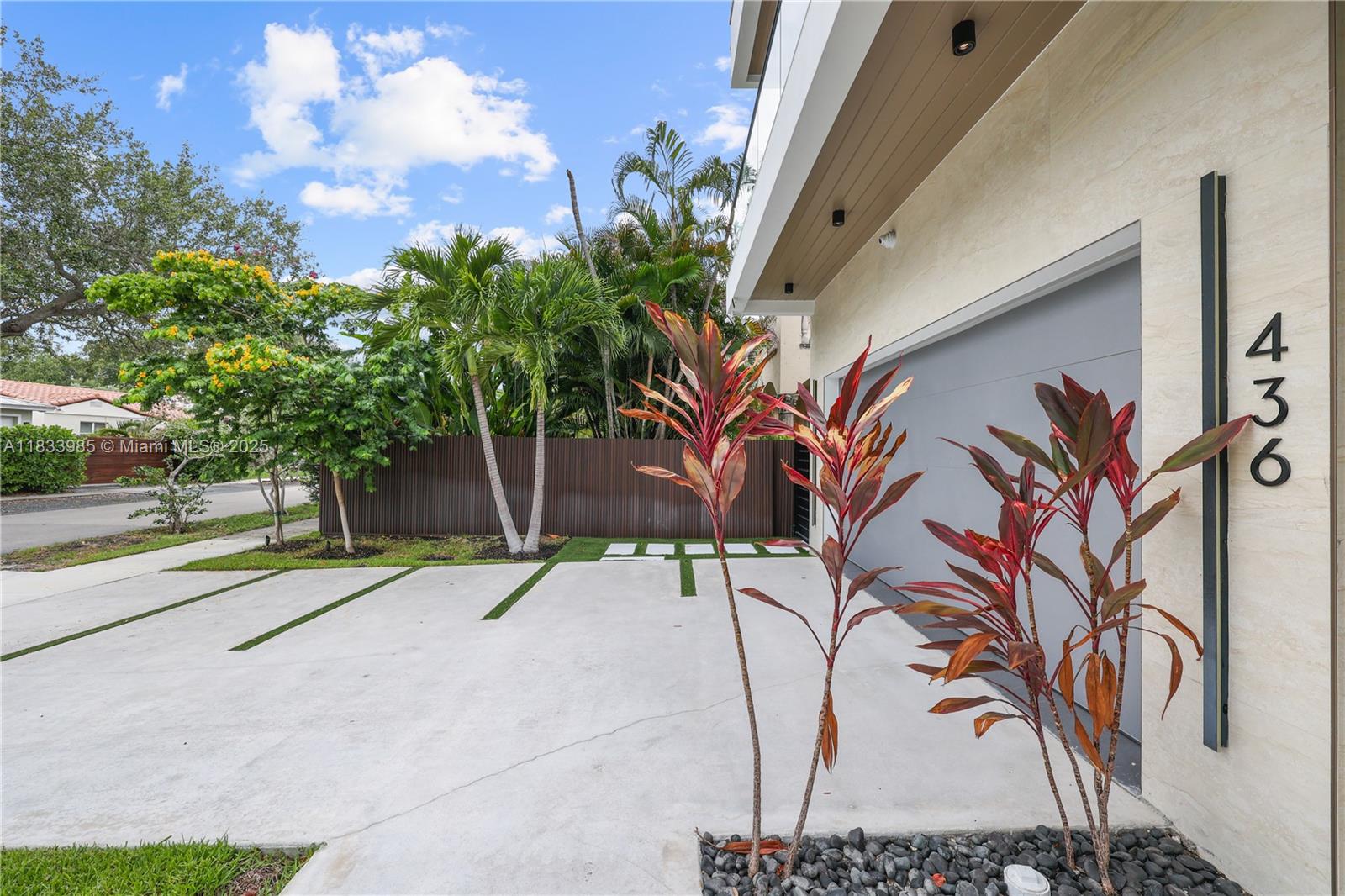 436 NE 10TH AVE, FORT LAUDERDALE, FL 33301  Photo 8