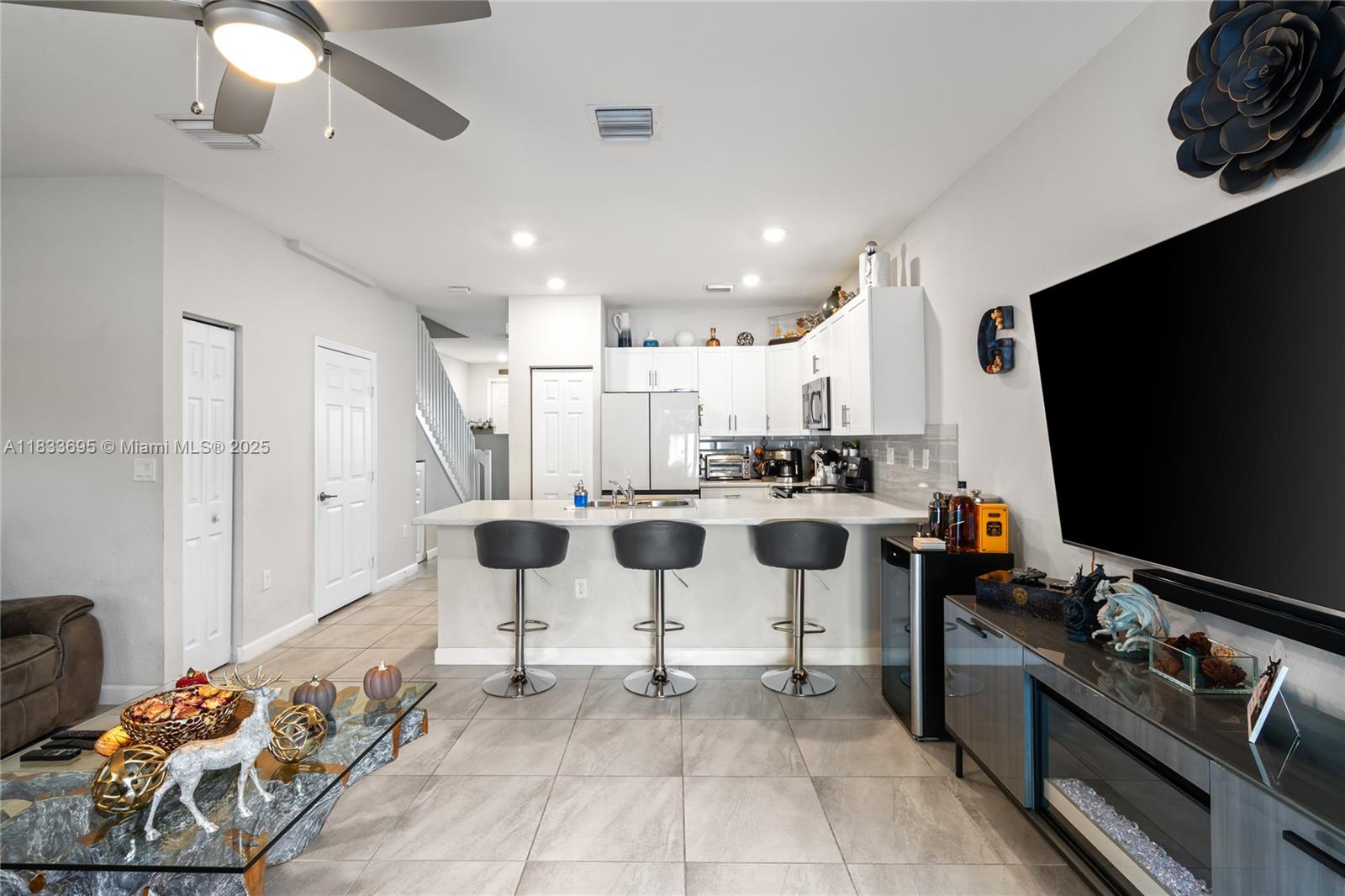 10468 W 33rd Ln, Hialeah, Florida image 26