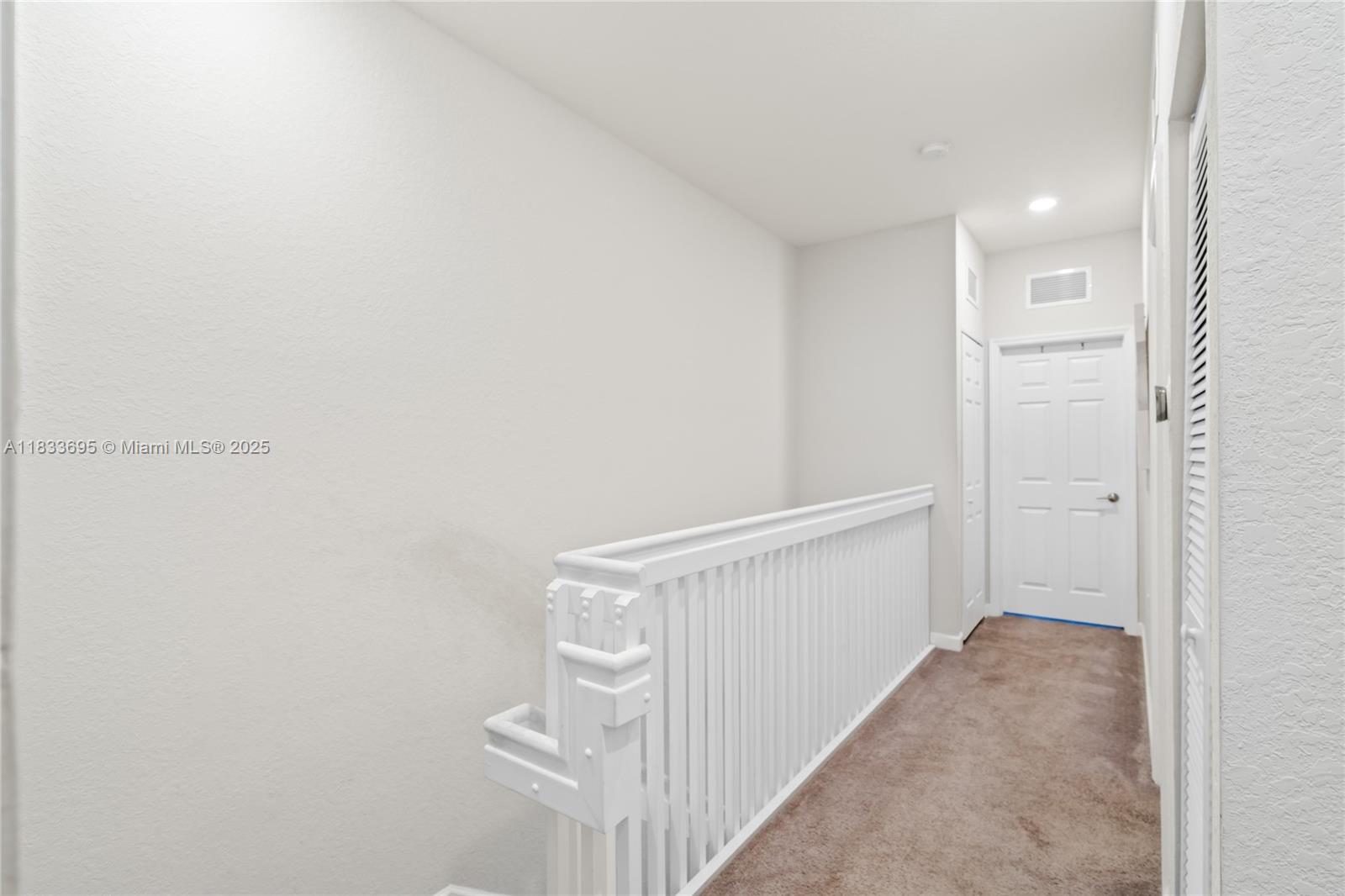 10468 W 33rd Ln, Hialeah, Florida image 36