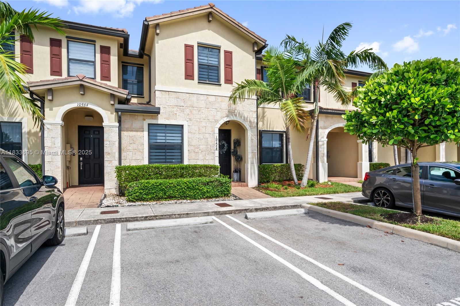 10468 W 33rd Ln, Hialeah, Florida image 4