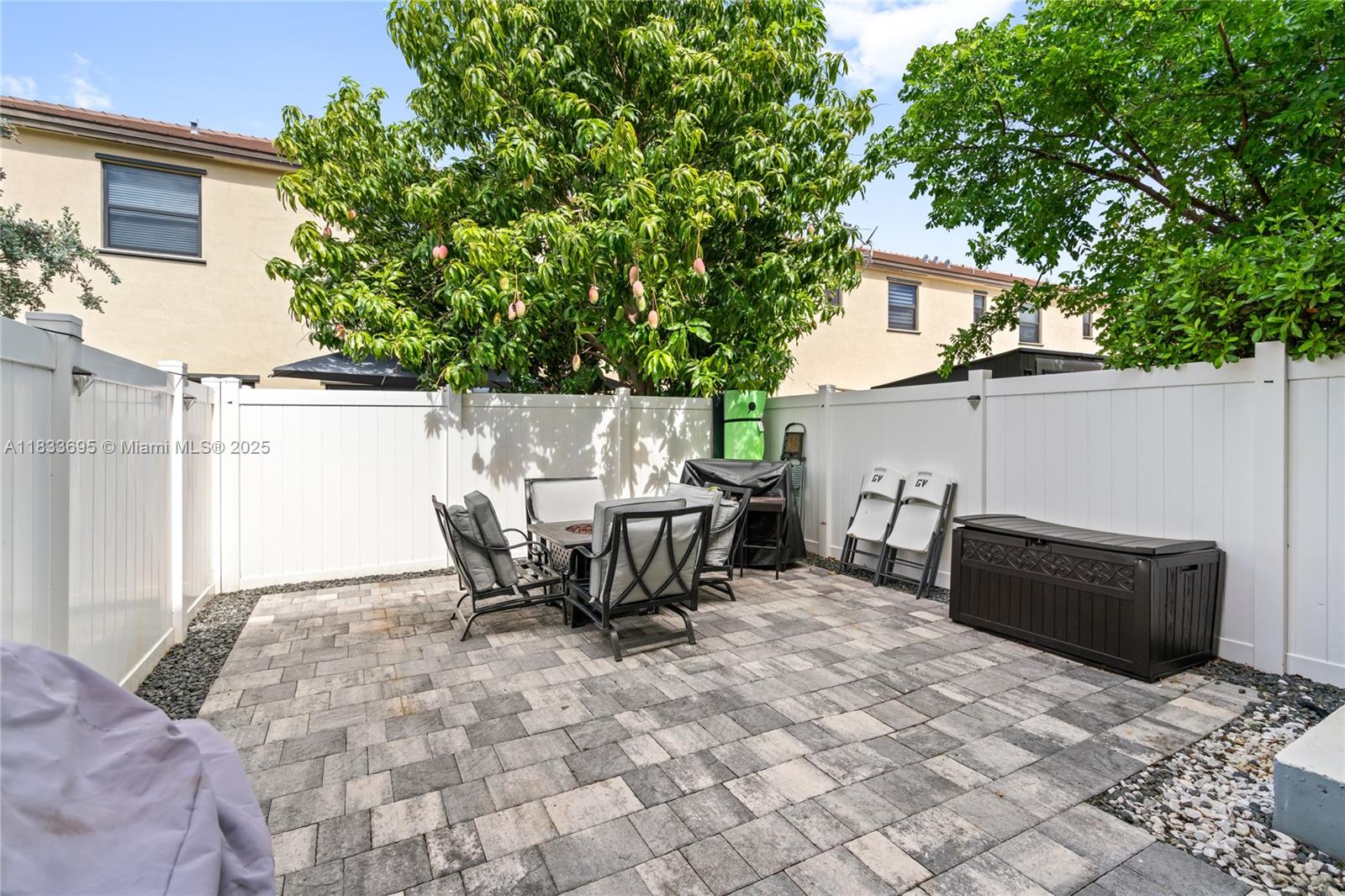 10468 W 33rd Ln, Hialeah, Florida image 49