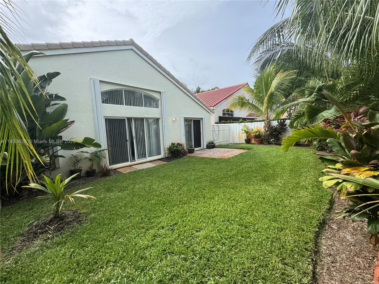 4907 SW 32ND WAY, HOLLYWOOD, FL 33312  Photo 2