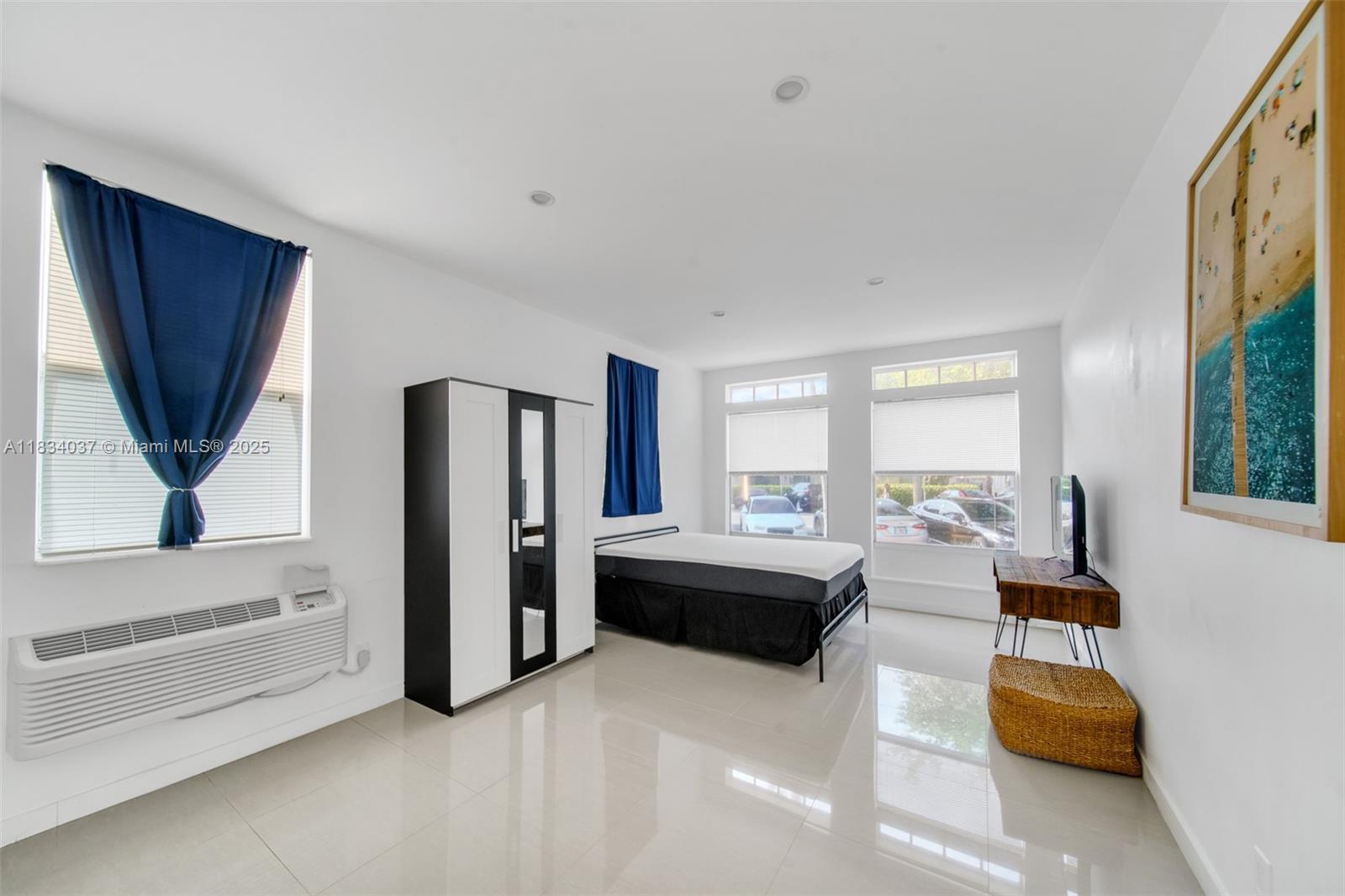 Property photo # 4