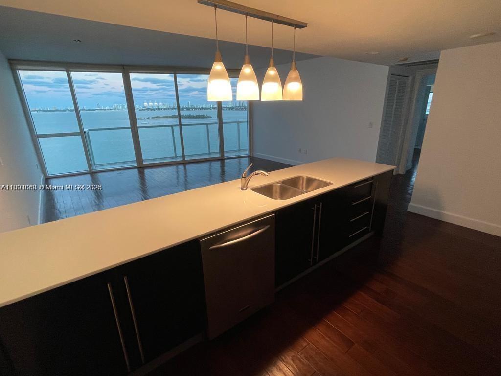 665 NE 25th St #1102, Miami, Florida image 2
