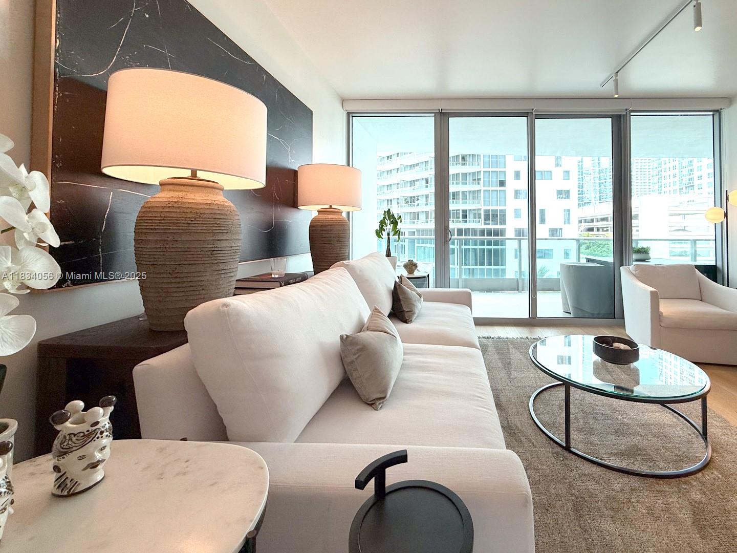 Condo for Sale in Miami, FL