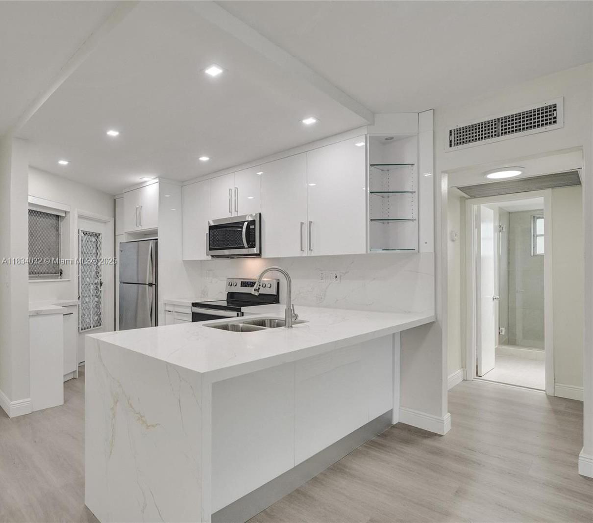 Property photo # 2