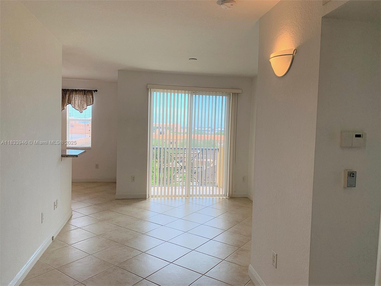 9021 SW 94 St #606, Miami, Florida image 4