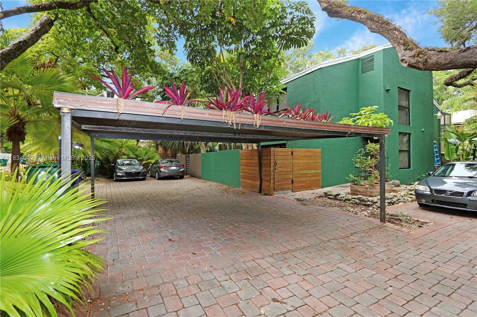 Property photo # 4