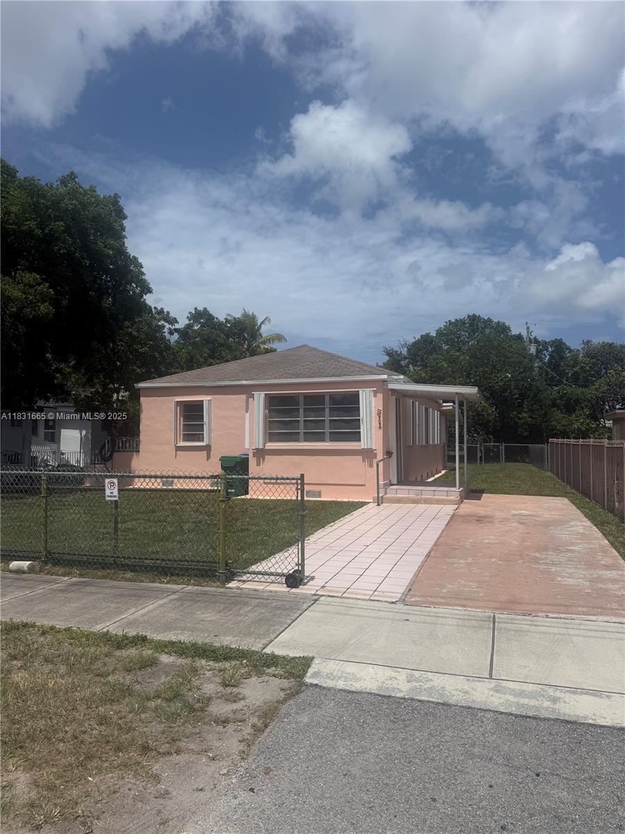 511 NW 33rd Ave, Miami, Florida image 2