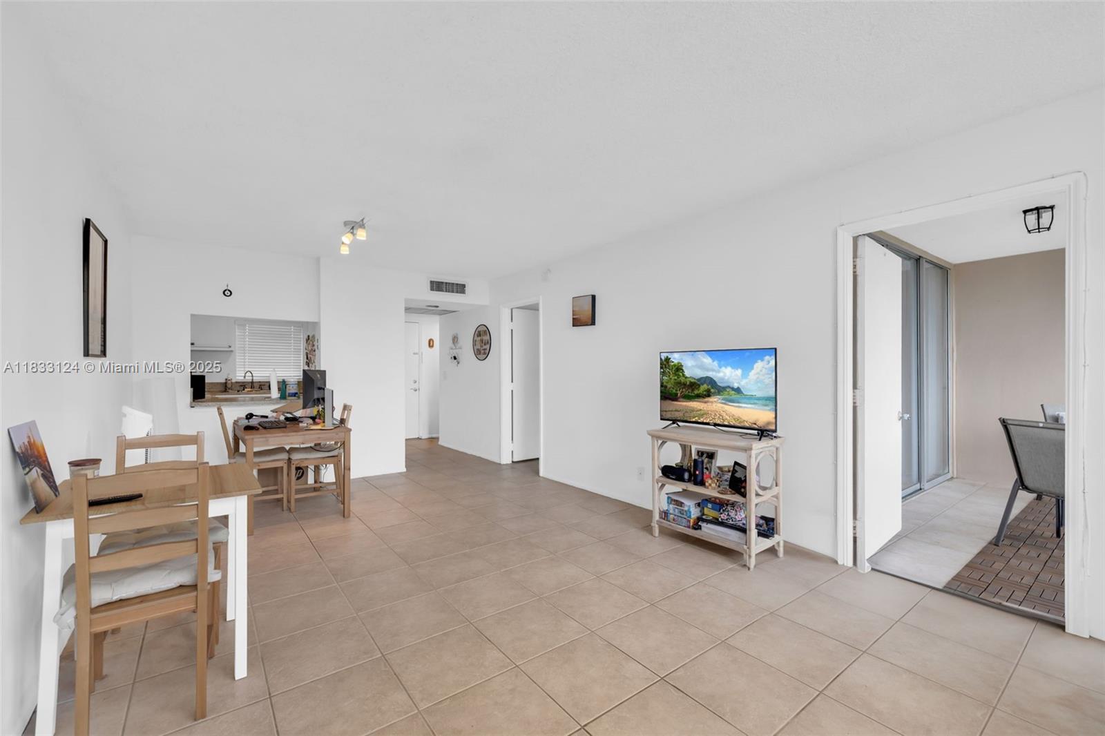 9460 Live Oak Pl #407, Davie, Florida image 21