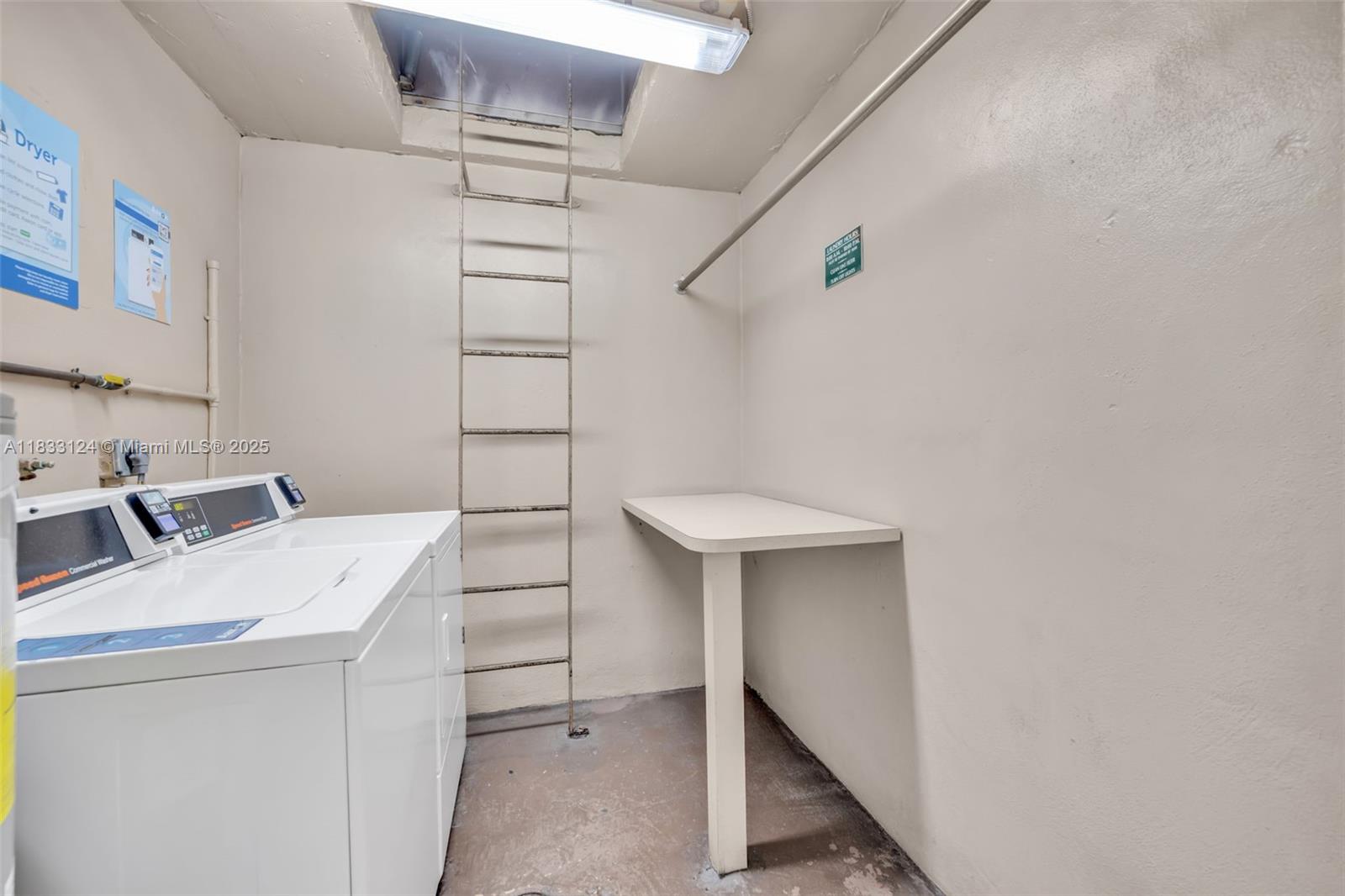 9460 Live Oak Pl #407, Davie, Florida image 24