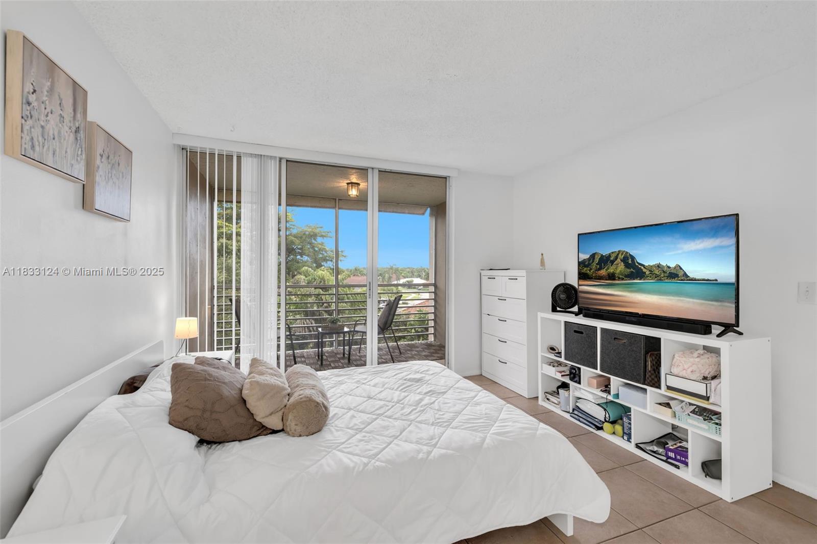 9460 Live Oak Pl #407, Davie, Florida image 8