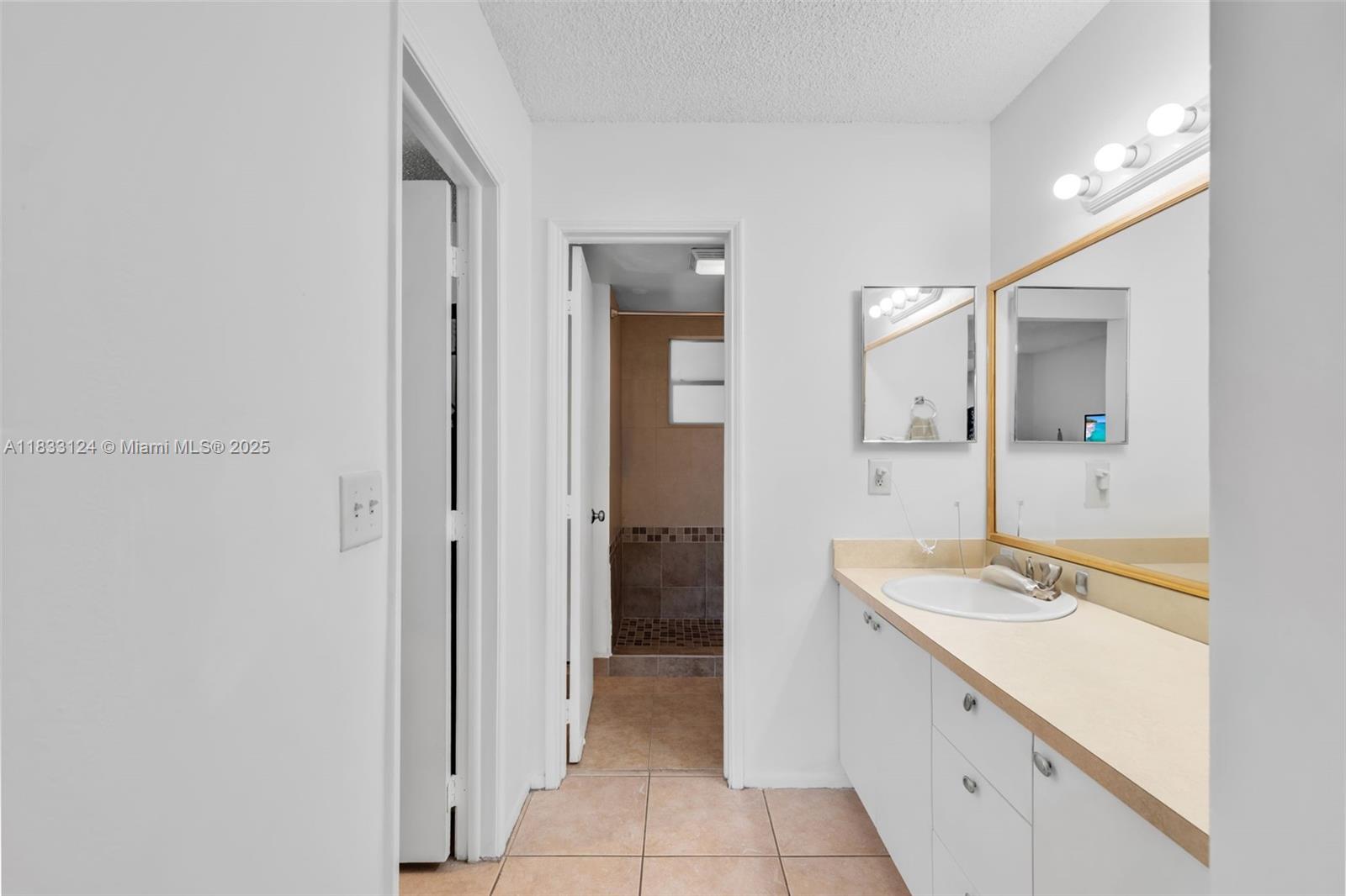 9460 Live Oak Pl #407, Davie, Florida image 9
