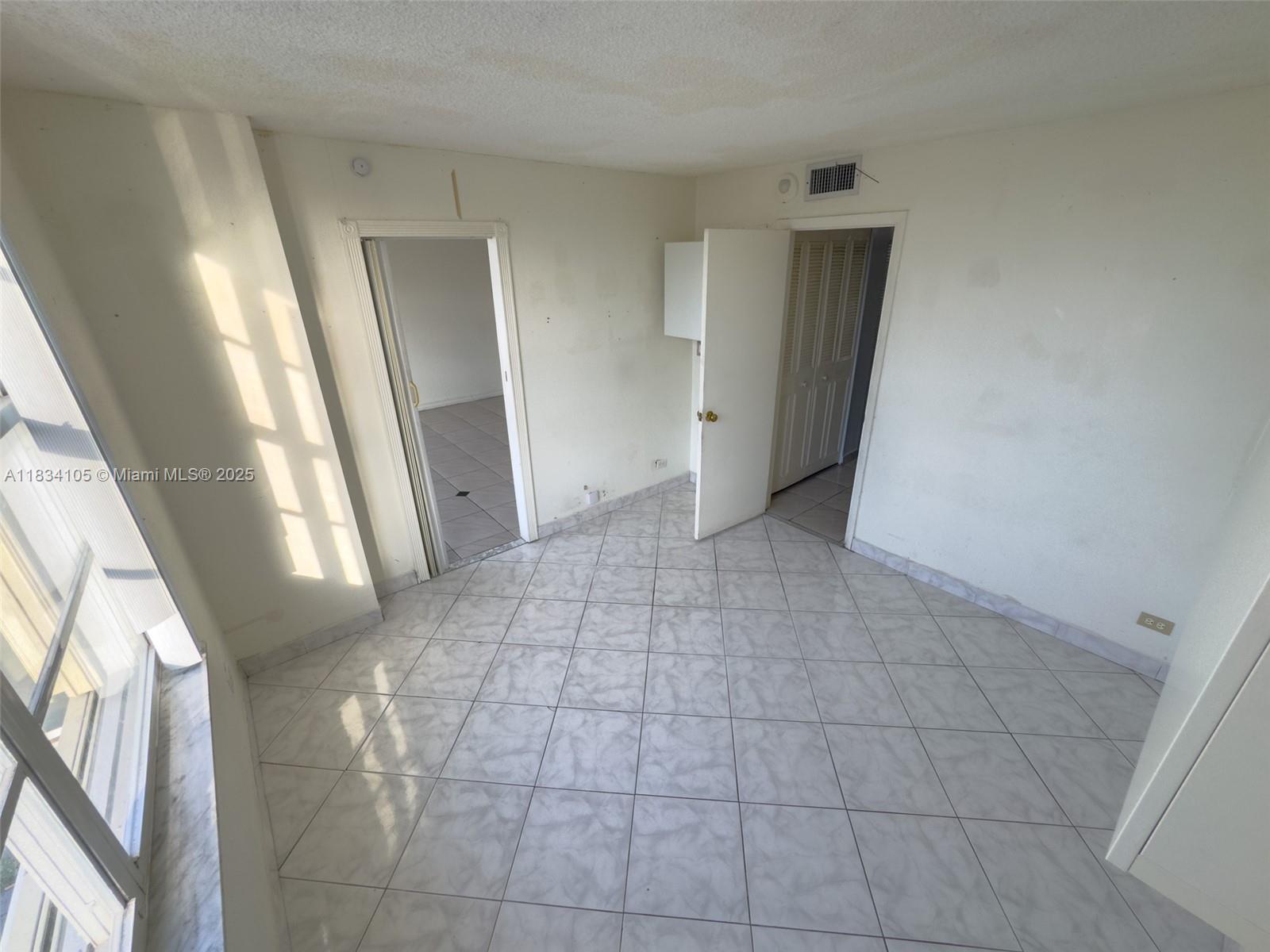 230 174TH ST #2207, SUNNY ISLES BEACH, FL 33160  Photo 12