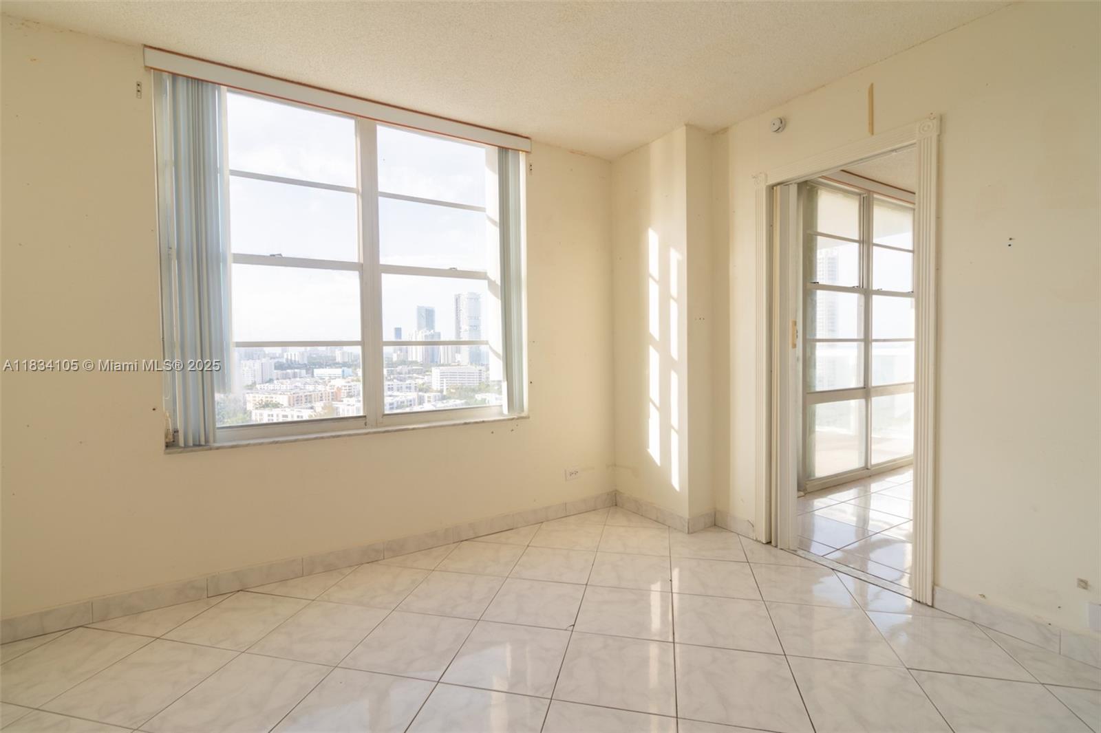 230 174th St #2207, Sunny Isles Beach, Florida image 25
