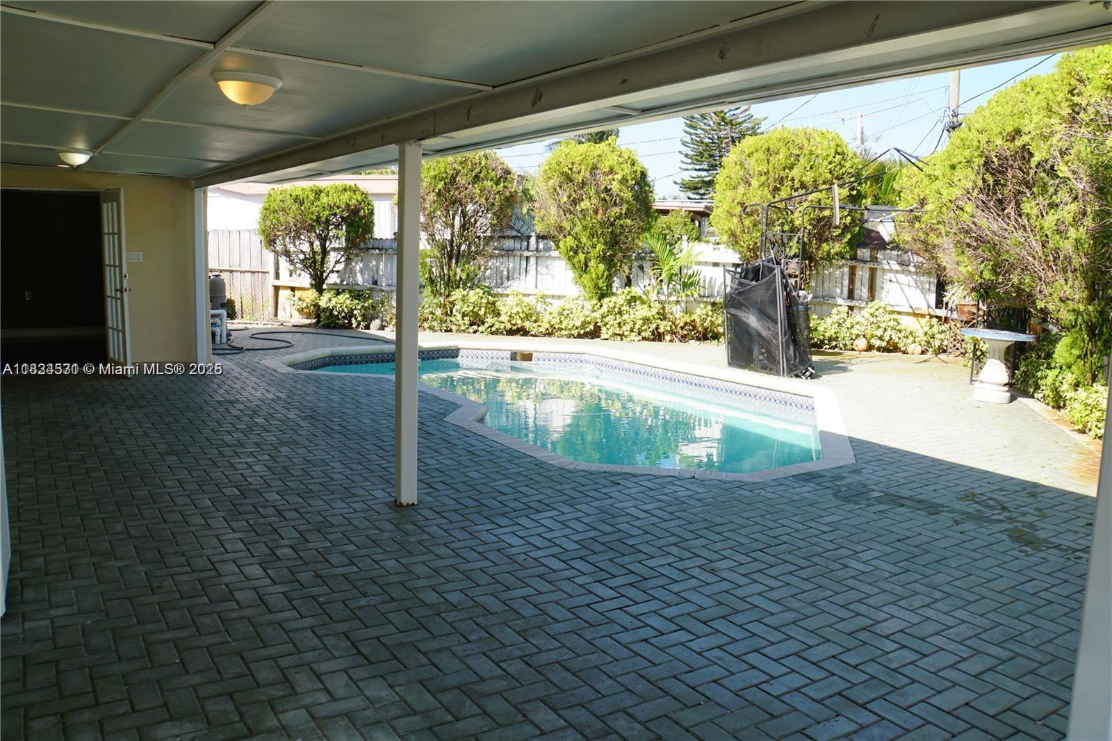 4361 SW 49th Ct, Dania Beach, Florida image 9