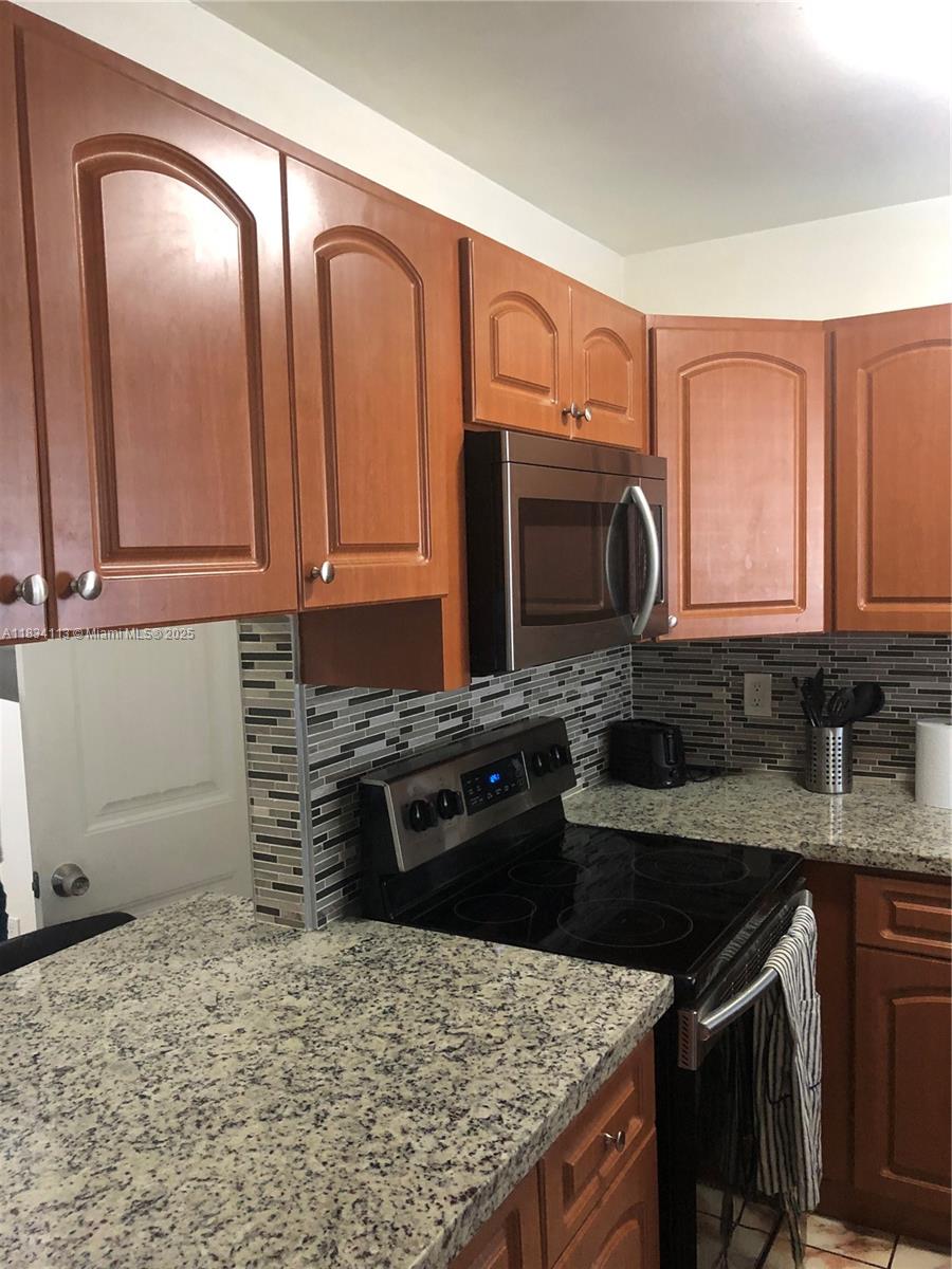 16700 NW 55th Ave #12, Miami Gardens, Florida image 4