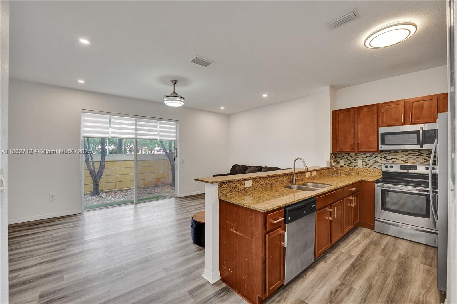 8993 SW 17th Ct, Miramar, Florida image 20