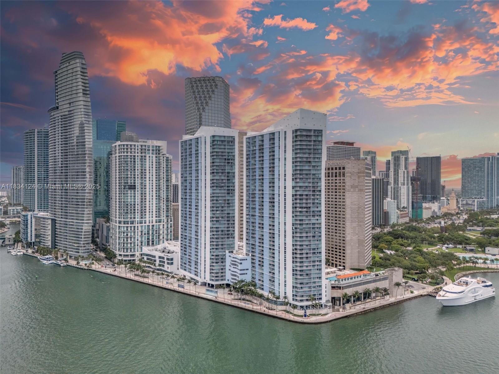 325 S Biscayne Blvd #2816, Miami, Florida image 1