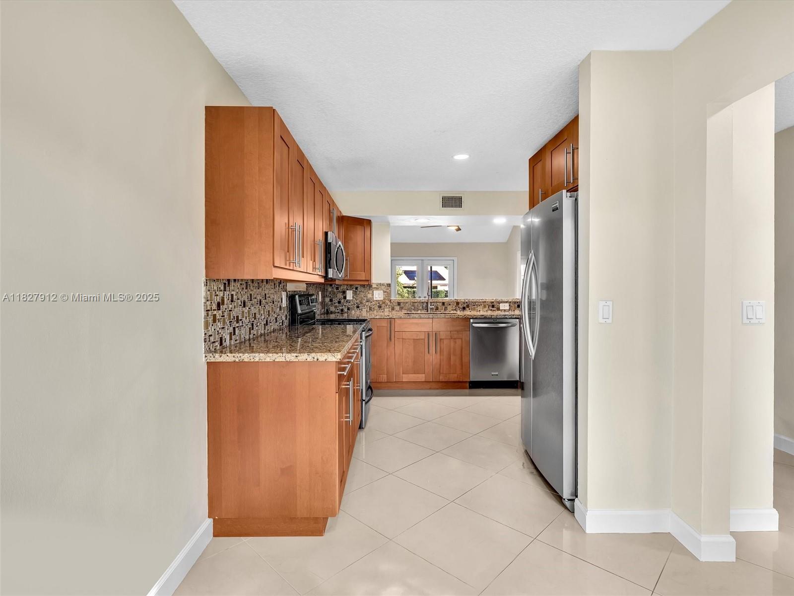 Property photo # 4