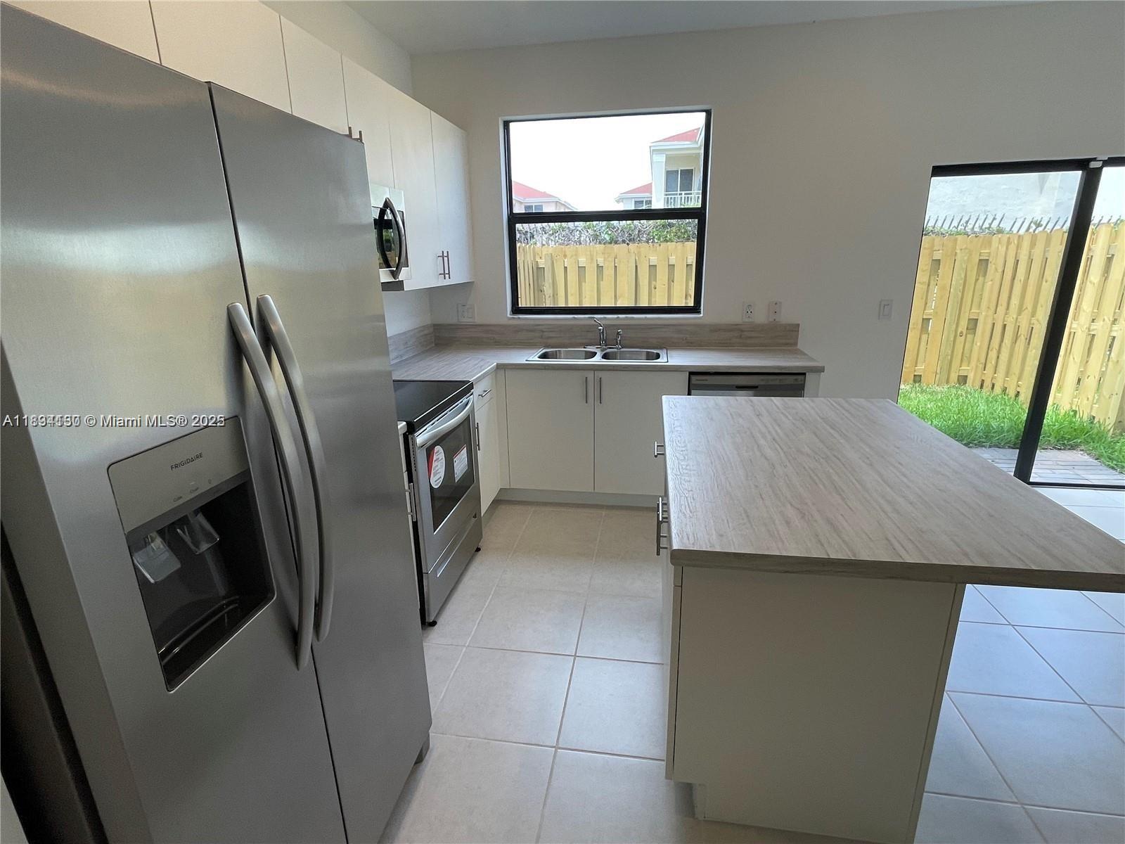 Property photo # 7