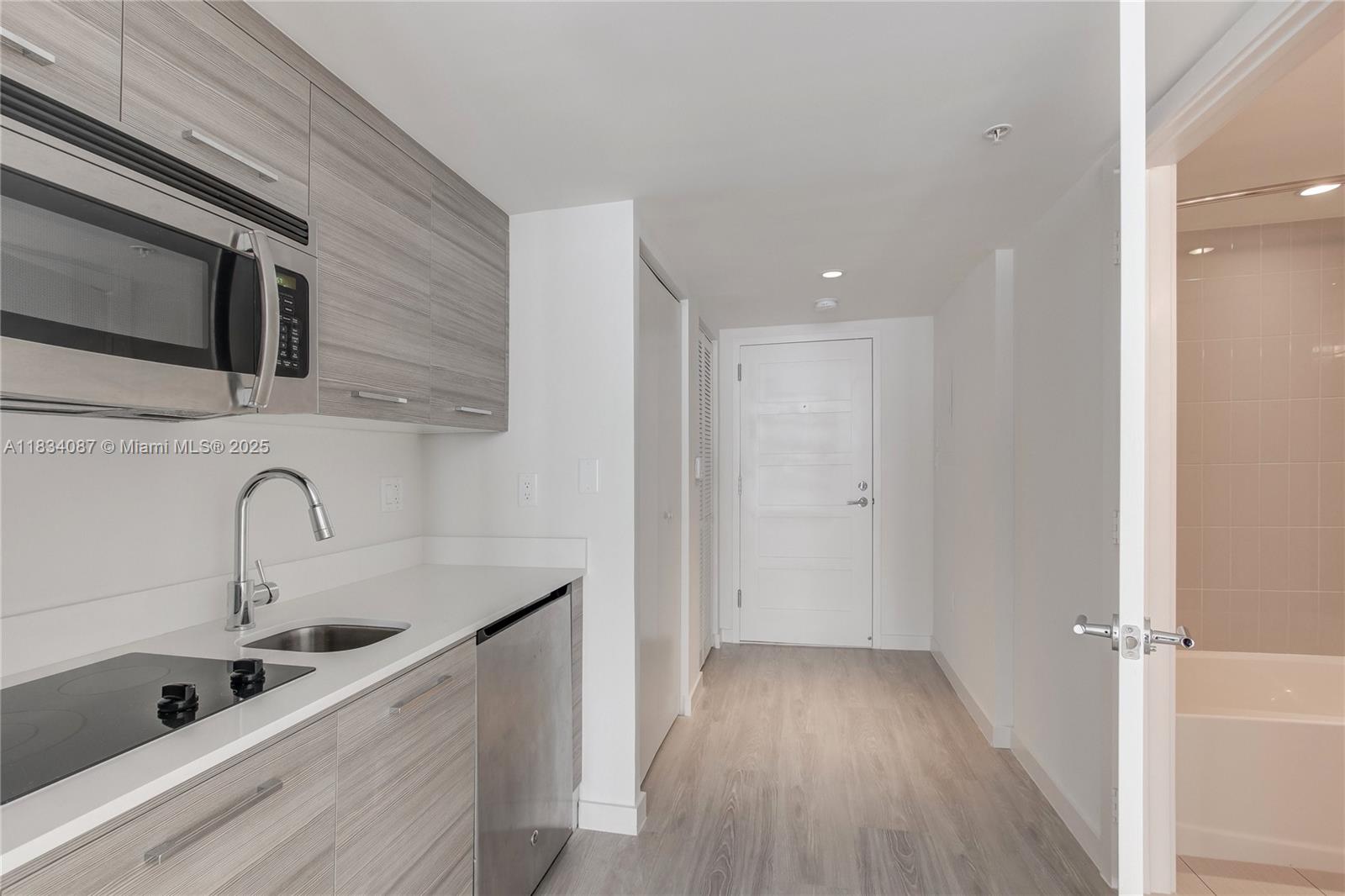 Property photo # 8