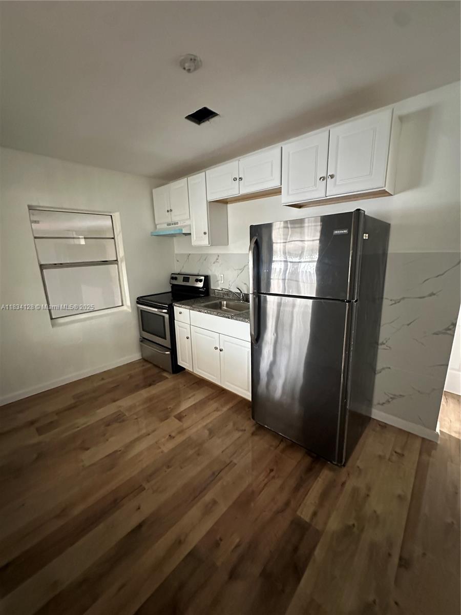 Property photo # 0