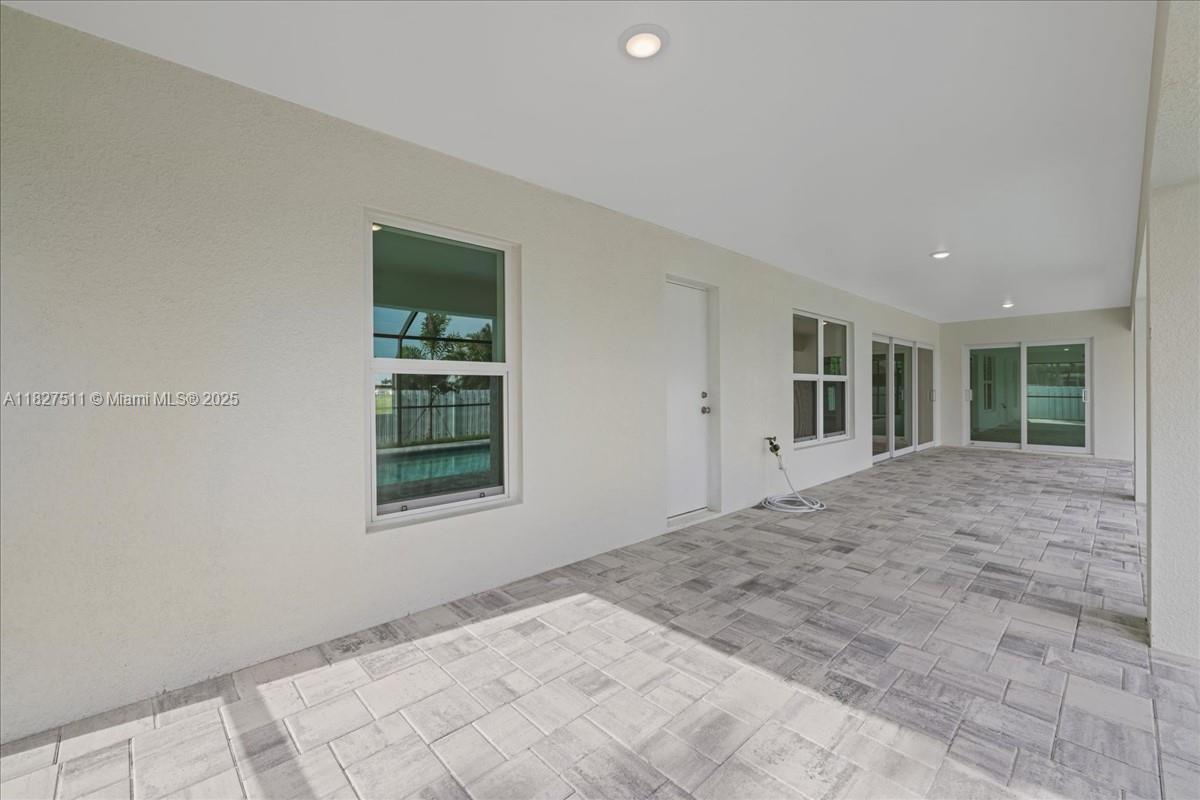 1008 Nw 10th St, Cape Coral, Florida image 24